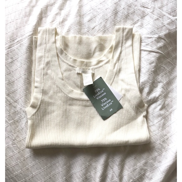 Beautiful H&M NWT!  Rib knit light sweater tanks. •READ BELOW FOR PRICE DETAILS• - Picture 2 of 7